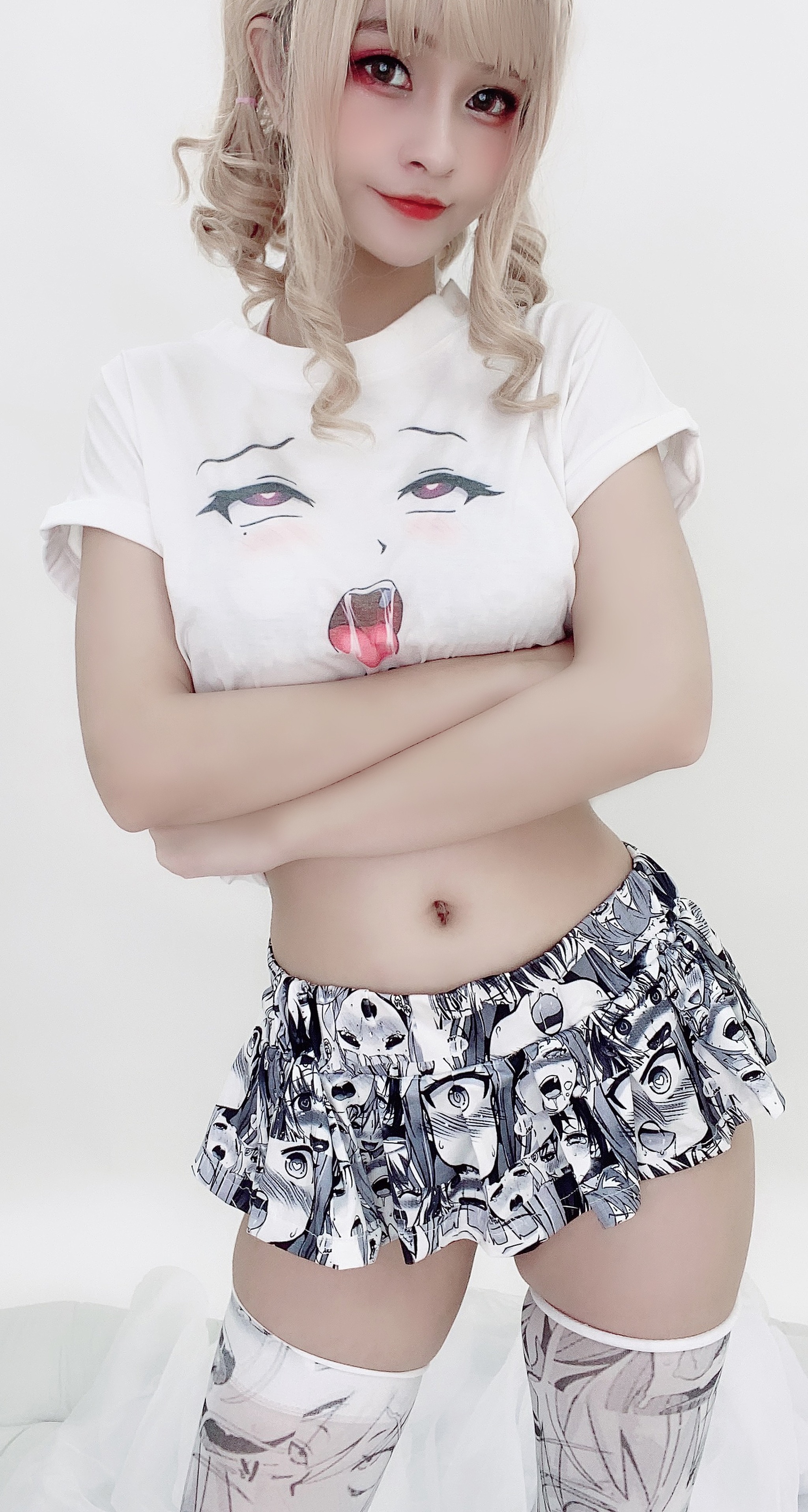 Azami - NO.010 阿黑颜衣服 [17P]-XikXak